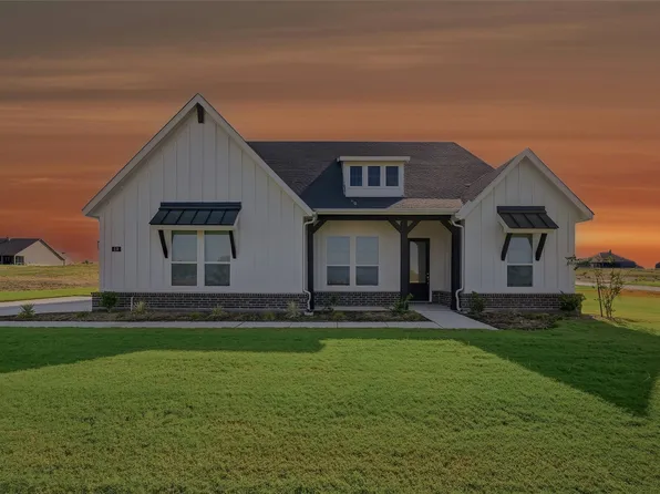 139 Big Sky Rd, Decatur, TX 76234