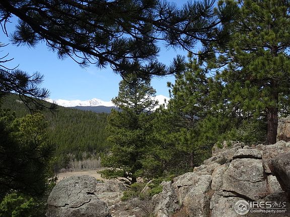 Snowcapped Mountain Views!