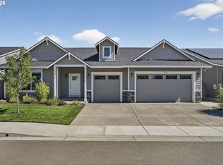 258 S 7th St, Carlton, OR 97111