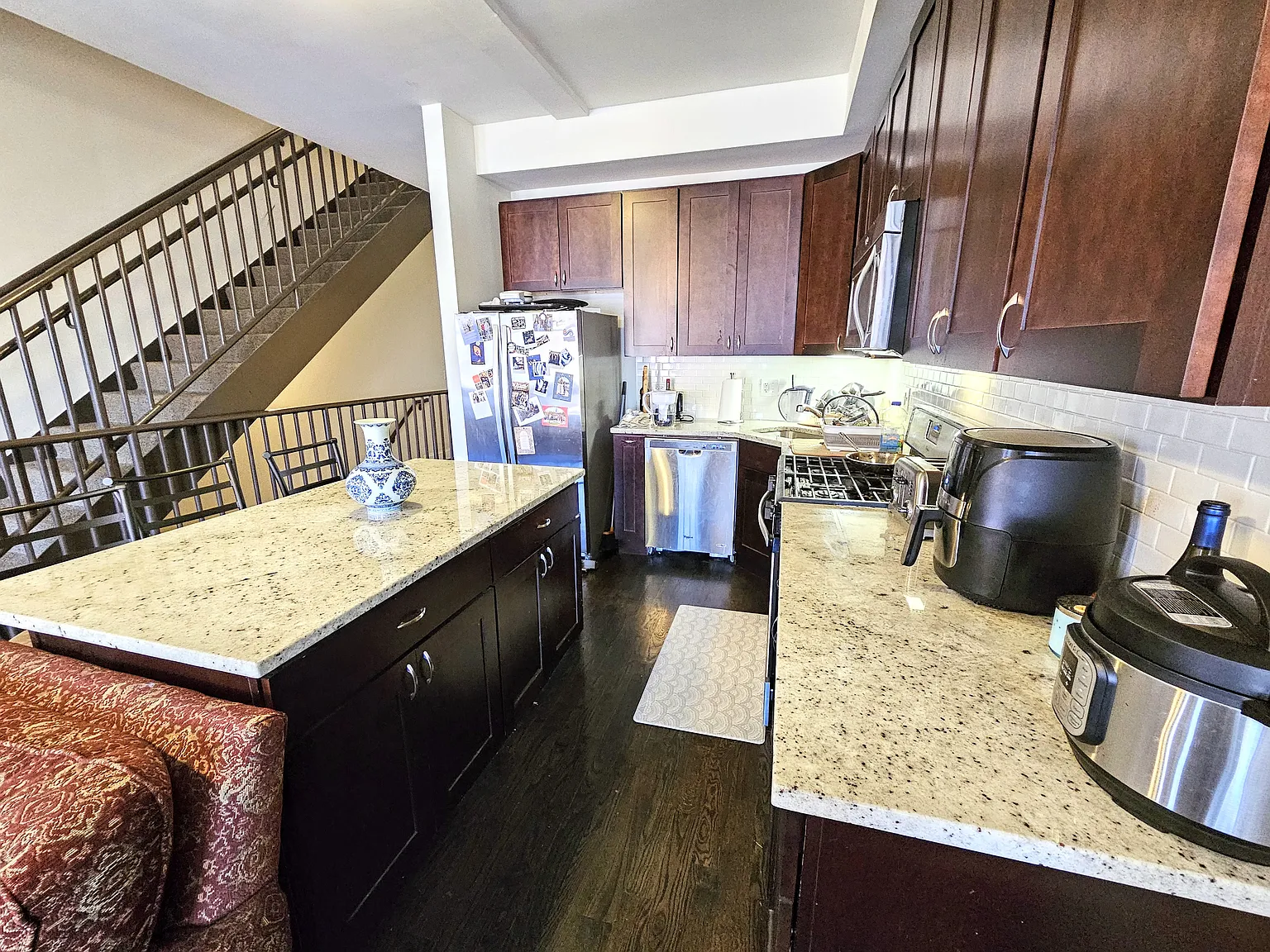 3 bed, 2.0 bath, $5,500 — Photo 4