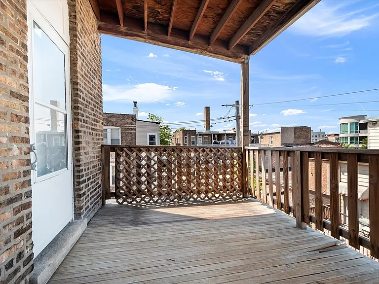 2345 W Iowa St #3 — Photo 9