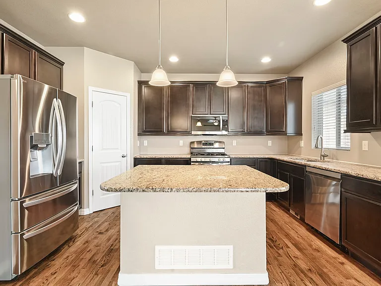 5651 Majestic Dr — Photo 6