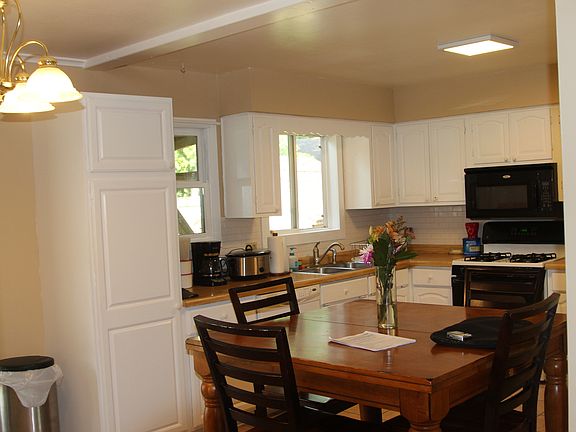 4th image of 2311 Highland Dr