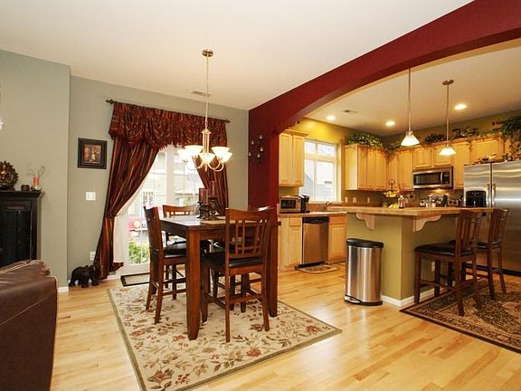4th image of 1797 11th Ln NE