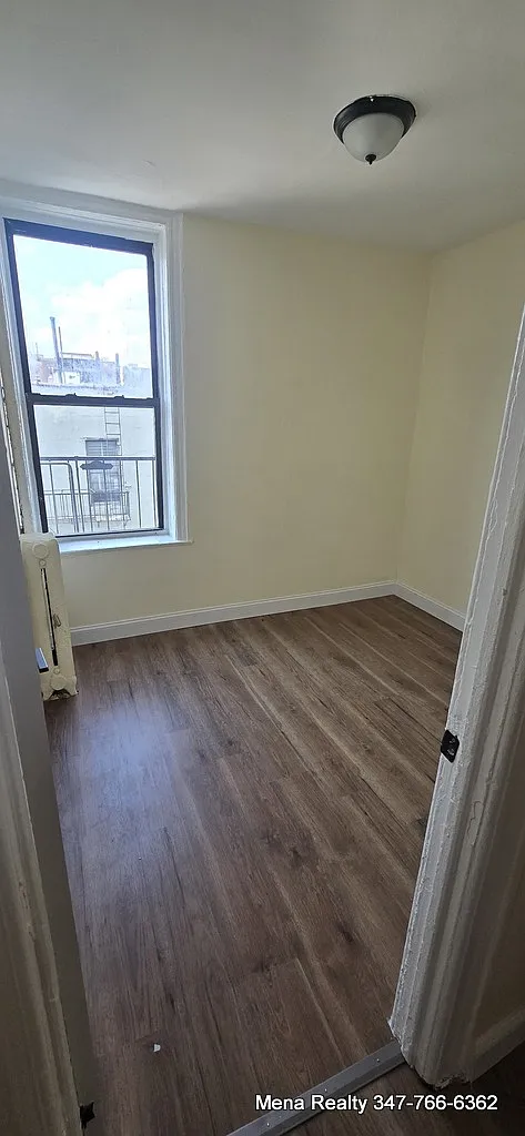 3 bed, $3,493 — Photo 1