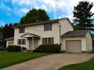 64 Home Rd S, Ontario, OH 44906