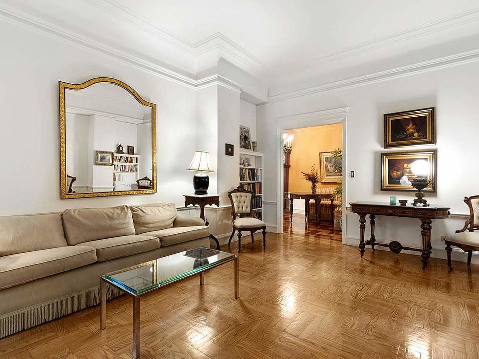 1st image of 180 W 58th St #6B