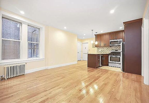 2nd image of 504 W 167th St #2BB