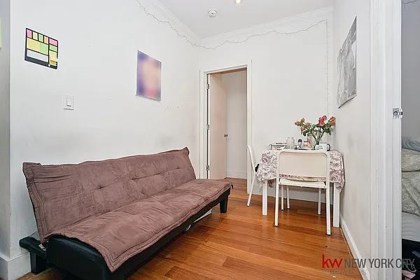 Rented by Keller Williams NYC | media 32