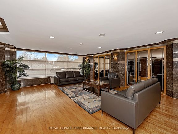 3rd image of 2760 Carousel Cres #1512