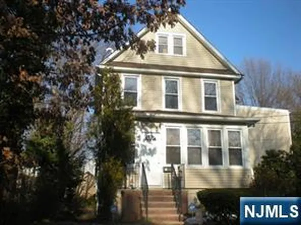 147 Phelps Ave, Englewood, NJ 07631