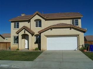 12928 Dos Palmas Rd, Victorville, CA 92392