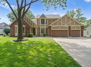 11501 Summit St, Kansas City, MO 64114