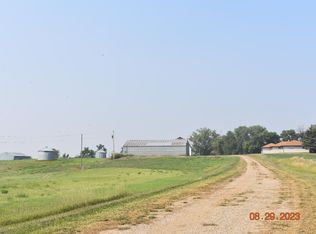 2615 41st Ave NW, Douglas, ND 58735