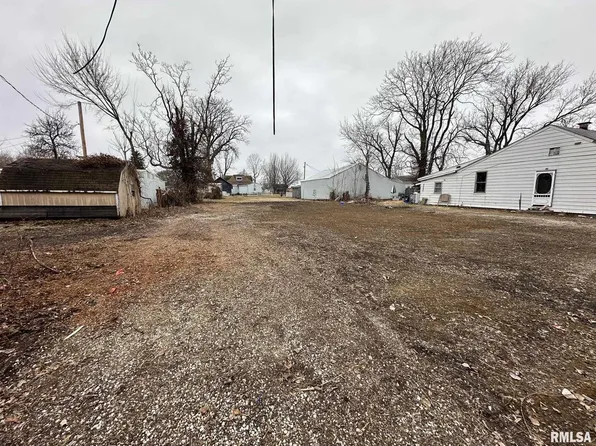 321 Fulton St, Jacksonville, IL 62650