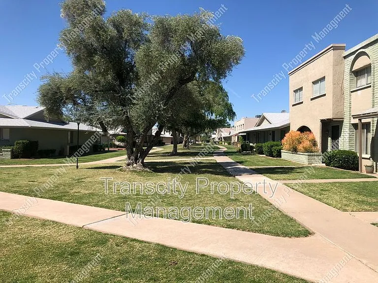 225 N Standage #53 — Photo 3