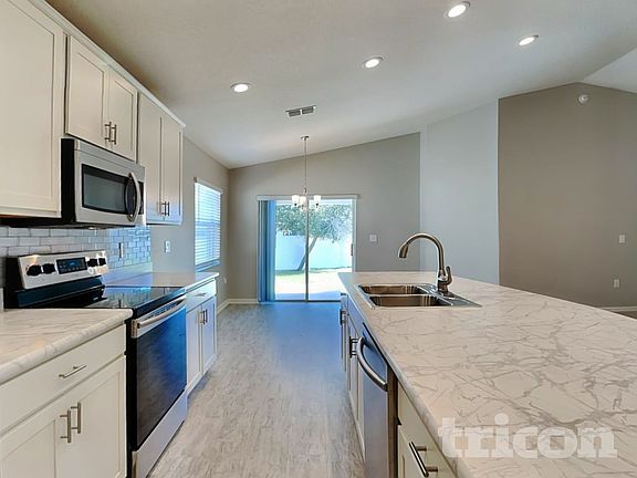 5th image of 887 Orleans Dr