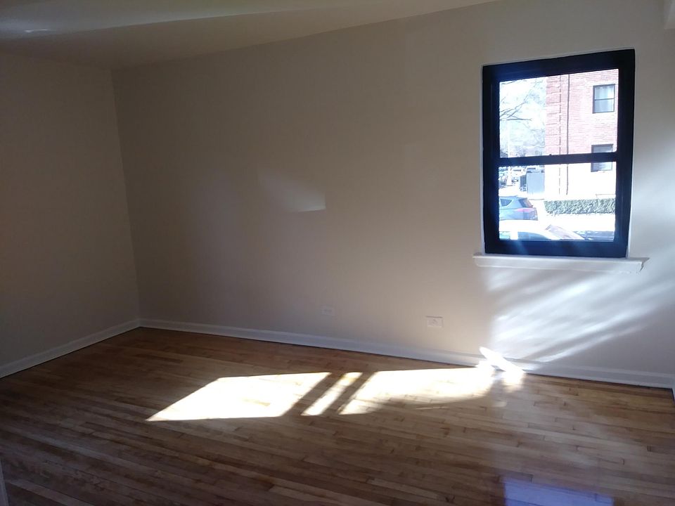 1st image of 15350 75th Ave APT 2H