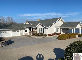 4568 Blue Springs Rd, Cadiz, KY 42211