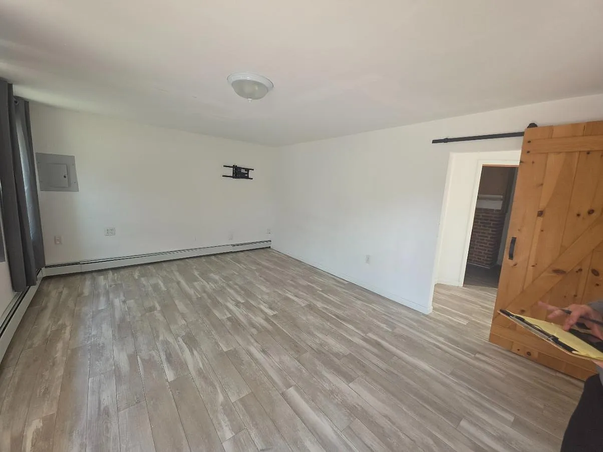 4403 Atlantic Ave - Office — Photo 3