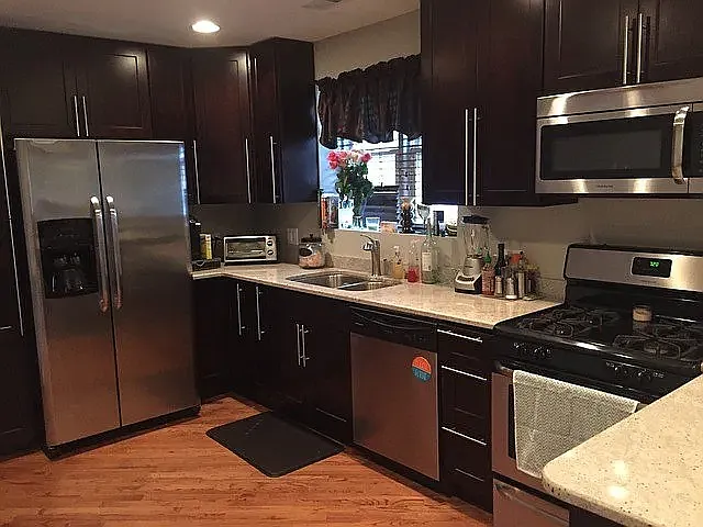 2100 W Superior St #1 — Photo 3