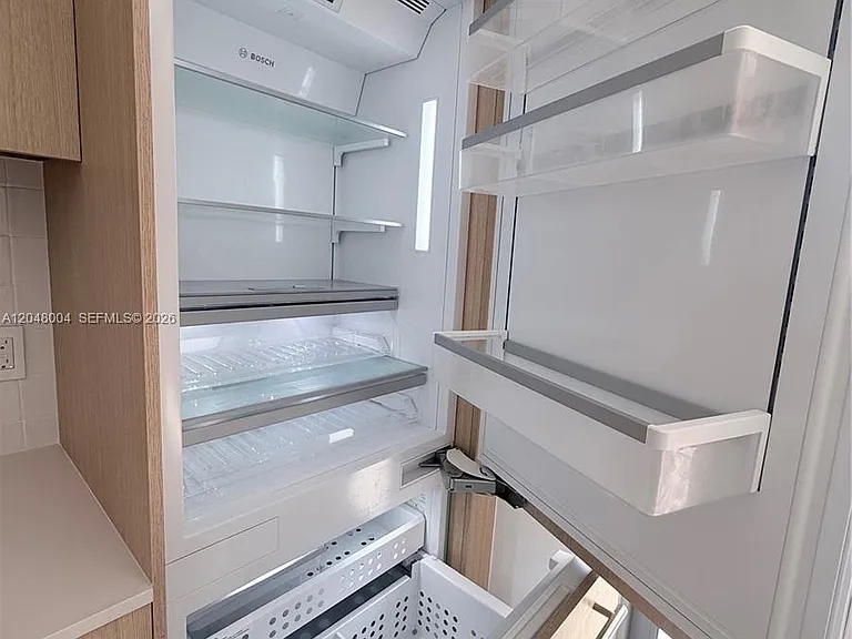 90 NE 32nd St #718 — Photo 8