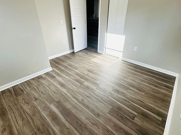 2nd image of 71 Glenwood Ave #2
