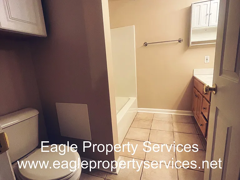 1527 Ashton Woods Way — Photo 15