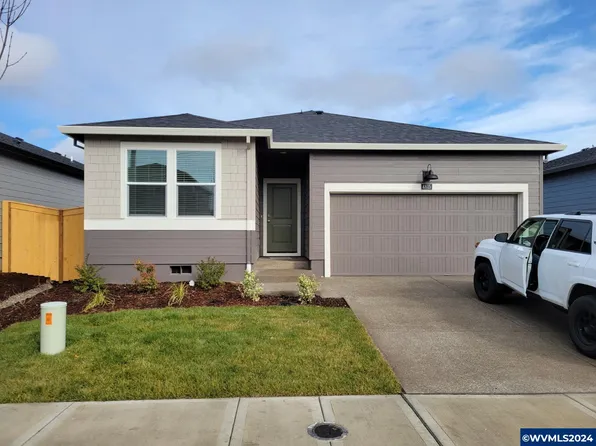 4815 Chive Ave NE, Salem, OR 97301