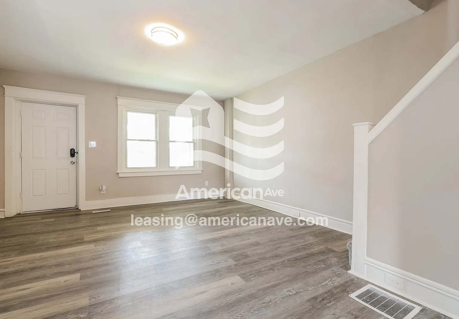 3 bed, 1.5 bath, 1242 sqft, $1,853 — Photo 3