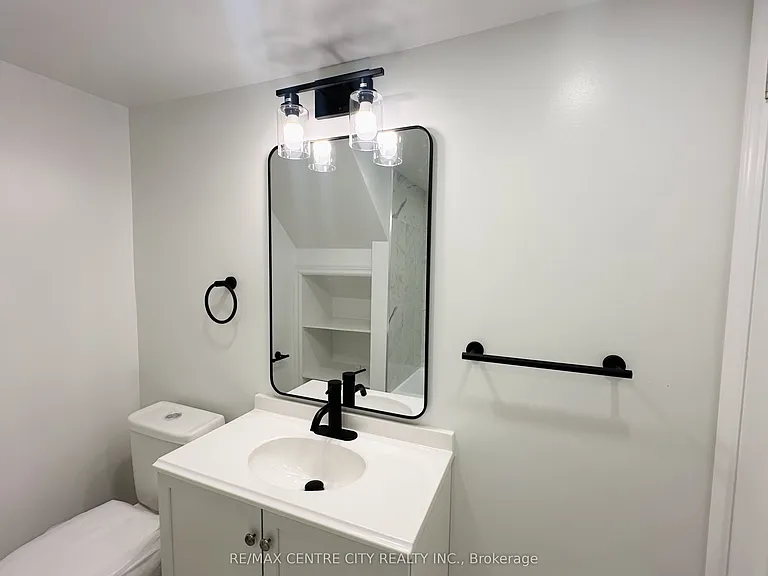 81 Curtis St #1 — Photo 12
