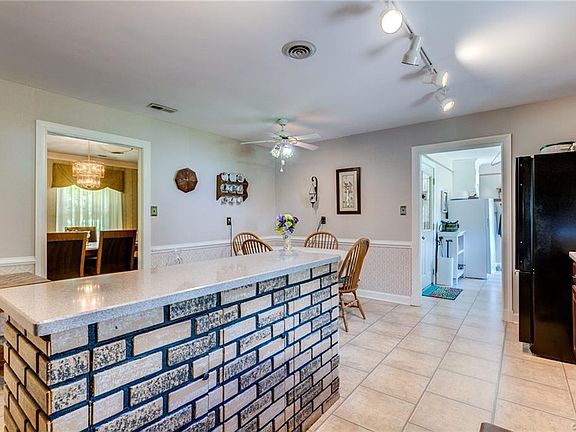 5th image of 7335 Hidden Lake Estate Dr