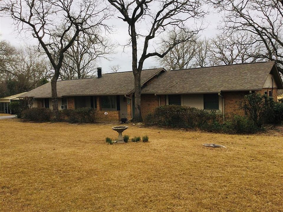1st image of 210 Brentwood Dr