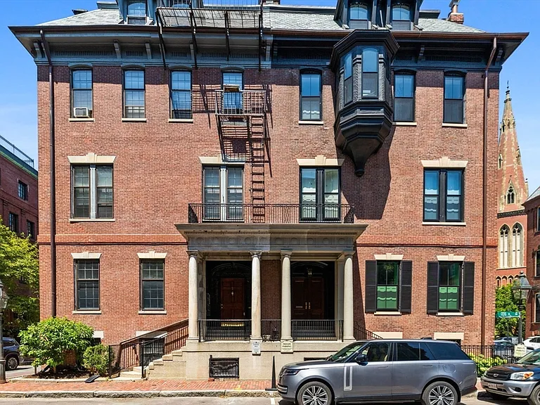 2 Otis Pl #1 — Photo 25