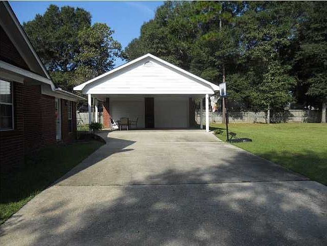 2nd image of 6205 Dolphin Ct