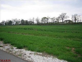 1st image of 11 Town & Amp Country Ln