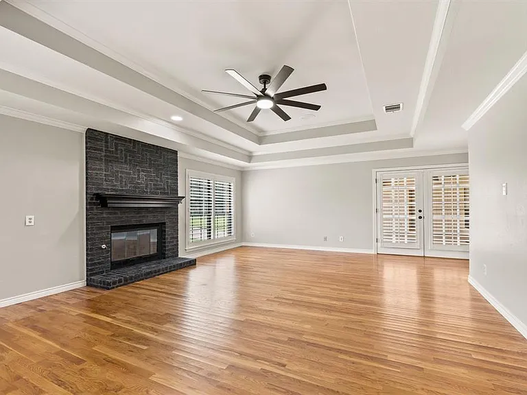 1000 Raven Bend Ct — Photo 22