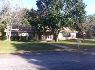 3004 Farmview Cir, Longview, TX 75602