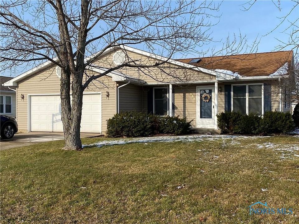 1st image of 930 N Harmony Dr
