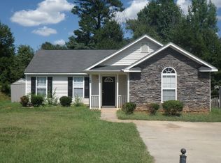 10911 Olde English Dr, Charlotte, NC 28216