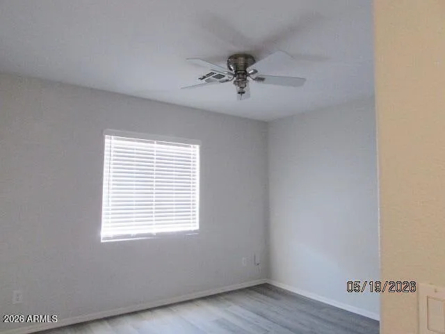 5763 W Freeway Ln — Photo 8