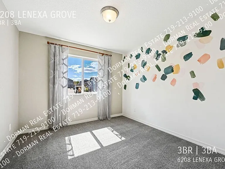 6208 Lenexa Grv — Photo 16