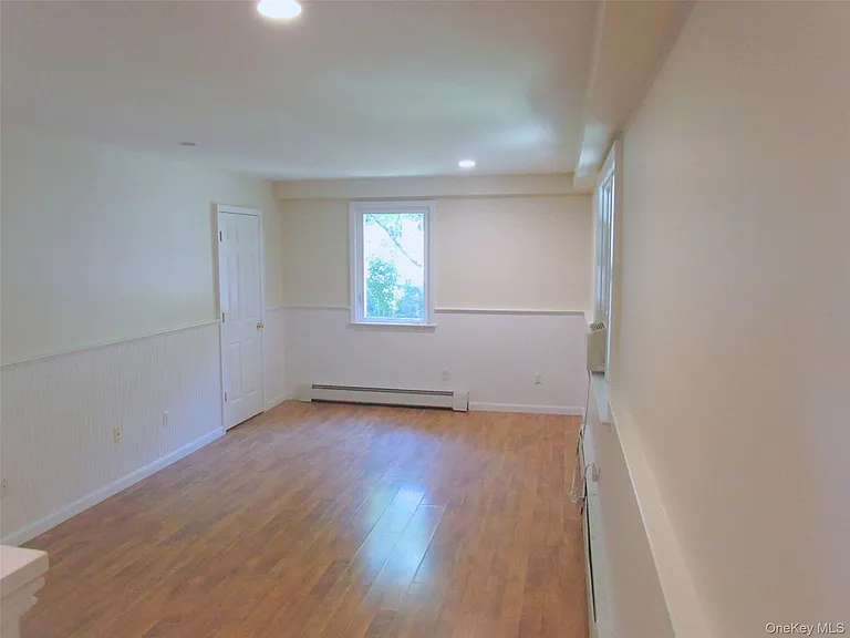 14 Piney Point Ave — Photo 22