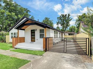716 Barkley St, Houston, TX 77022