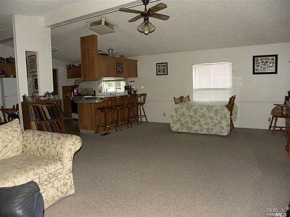 5th image of 113 Sunset Dr