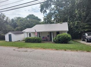 309 W Everett St, Sparta, TN 38583