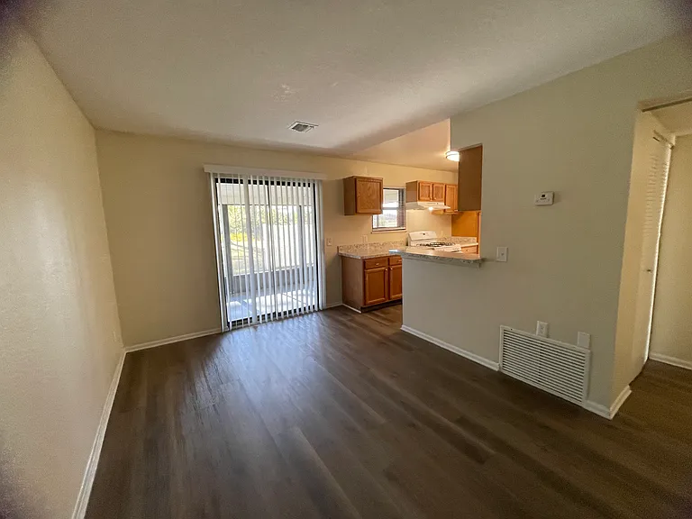 Saddle Brook Landings — Photo 60