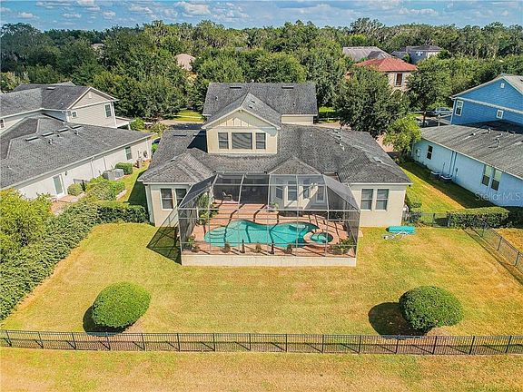 2nd image of 15936 Ternglade Dr