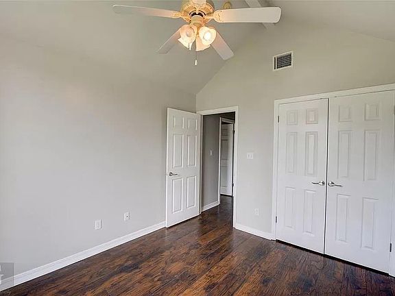 5th image of 5805 Bluebonnett Dr