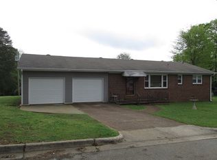 1105 Bernice St, Tuscumbia, AL 35674